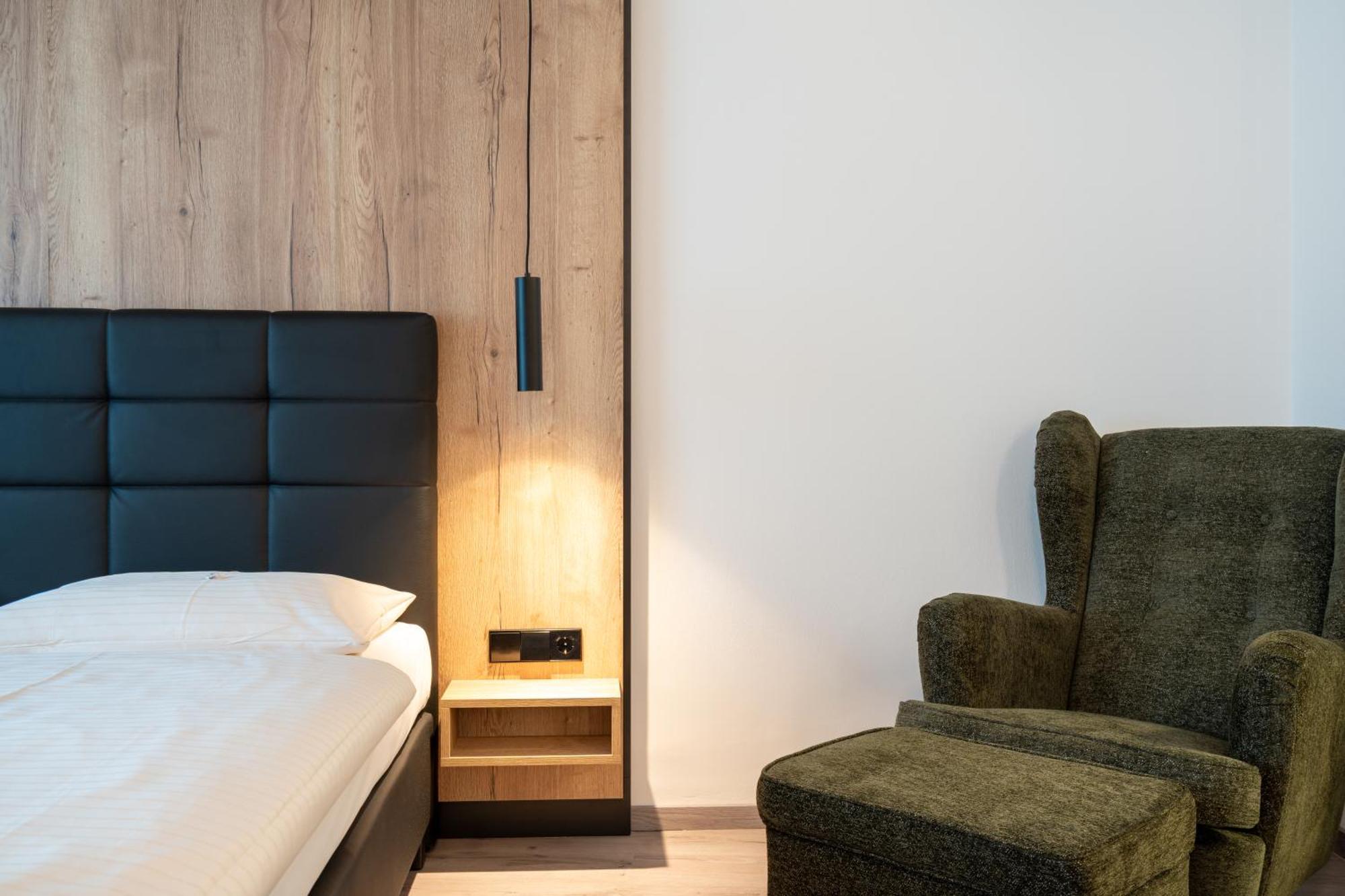 City Hotel シュトッケラウ エクステリア 写真